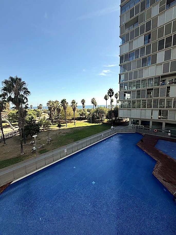 Illa de Llum · Diagonal Mar